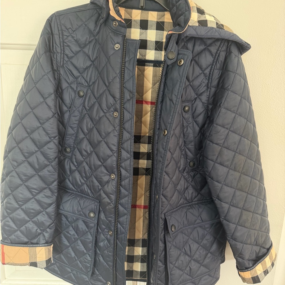 100% Original Burberry  youth navy blue quilted coat